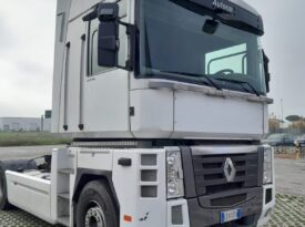 RENAULT MAGNUM 500